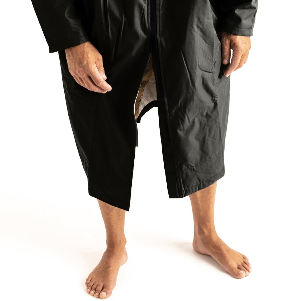 SLAB PONCHO ADVANCE Poncho - Black