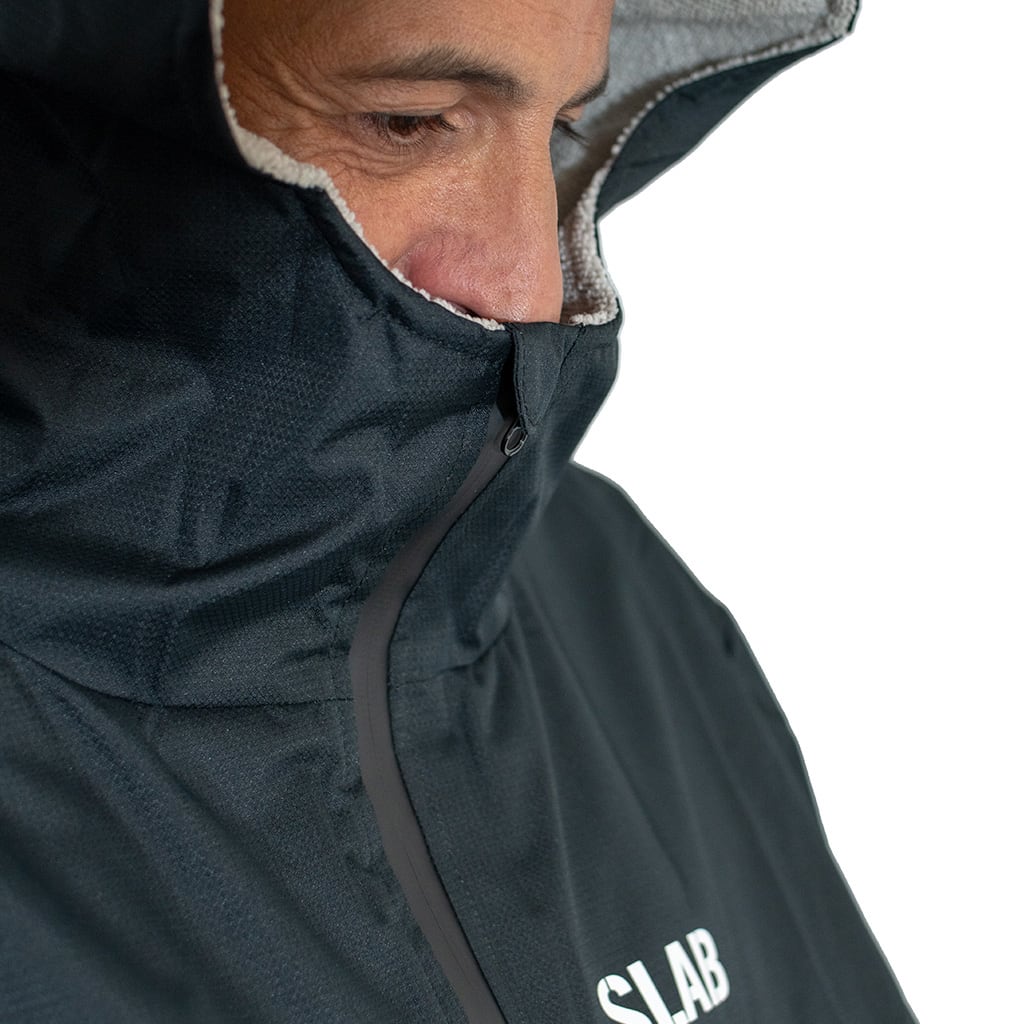 SLAB PONCHO ADVANCE Poncho - Black